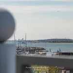 Strandkoje In Erster Reihe Mit Traumhaftem Blick Auf Kieler Foerde Apartman Laboe
