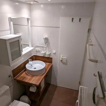 Apartment Strandkoje In Erster Reihe Mit Traumhaftem Blick Auf Kieler Förde