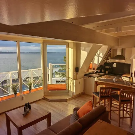 Lejlighed Strandkoje In Erster Reihe Mit Traumhaftem Blick Auf Kieler Foerde Laboe