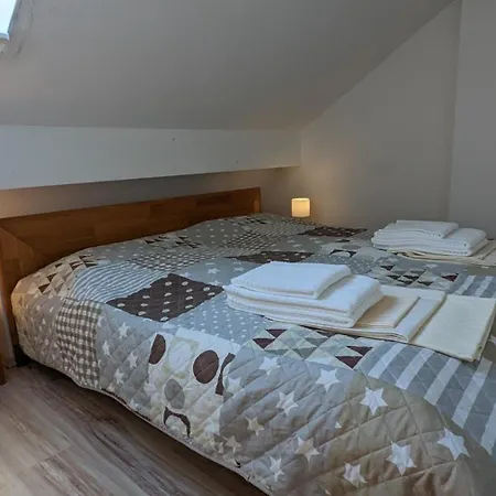 Strandkoje In Erster Reihe Mit Traumhaftem Blick Auf Kieler Förde *