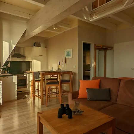 Strandkoje In Erster Reihe Mit Traumhaftem Blick Auf Kieler Foerde Apartamento