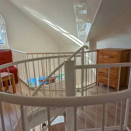 Apartment Strandkoje In Erster Reihe Mit Traumhaftem Blick Auf Kieler Förde *